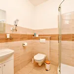 Nadrazi Hotel 3*