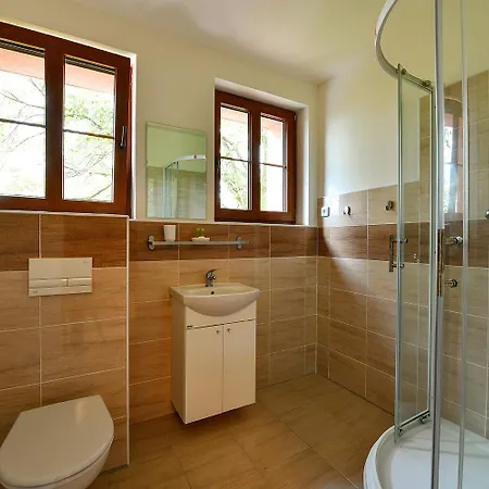 Nadrazi Hotel Horni Jiretin